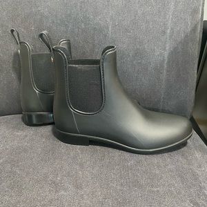 Sam Edelman Tinsely Rainboot